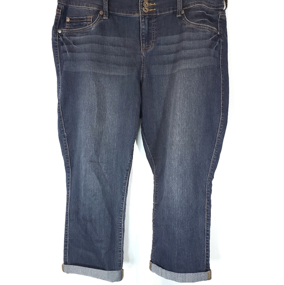 torrid Denim - Torrid cropped jegging